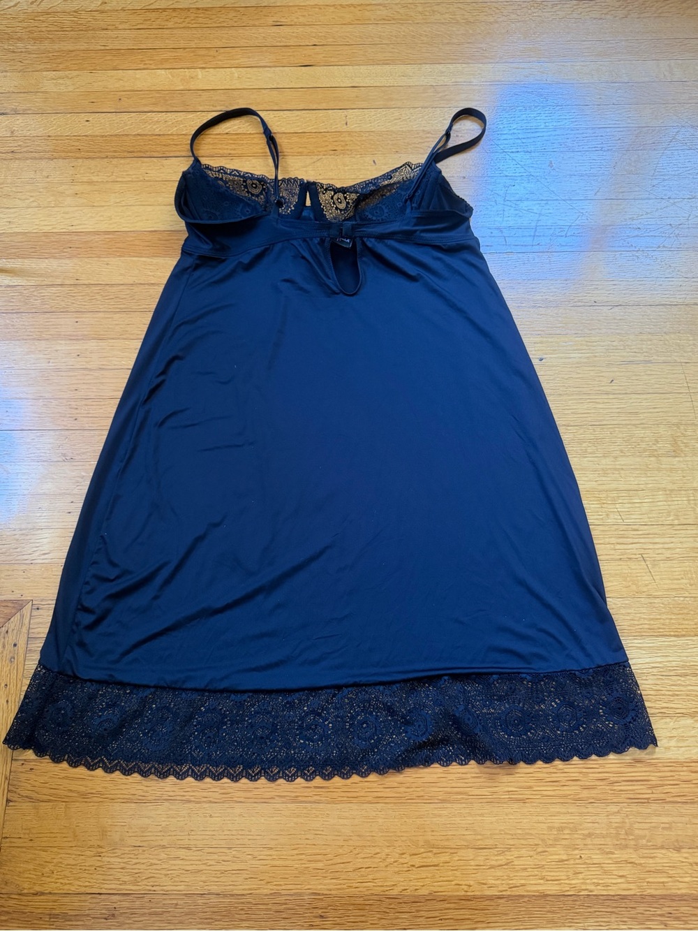 Cosabella 36C/4 Black Lace-Trim Chemise negligée or slip underwire cups